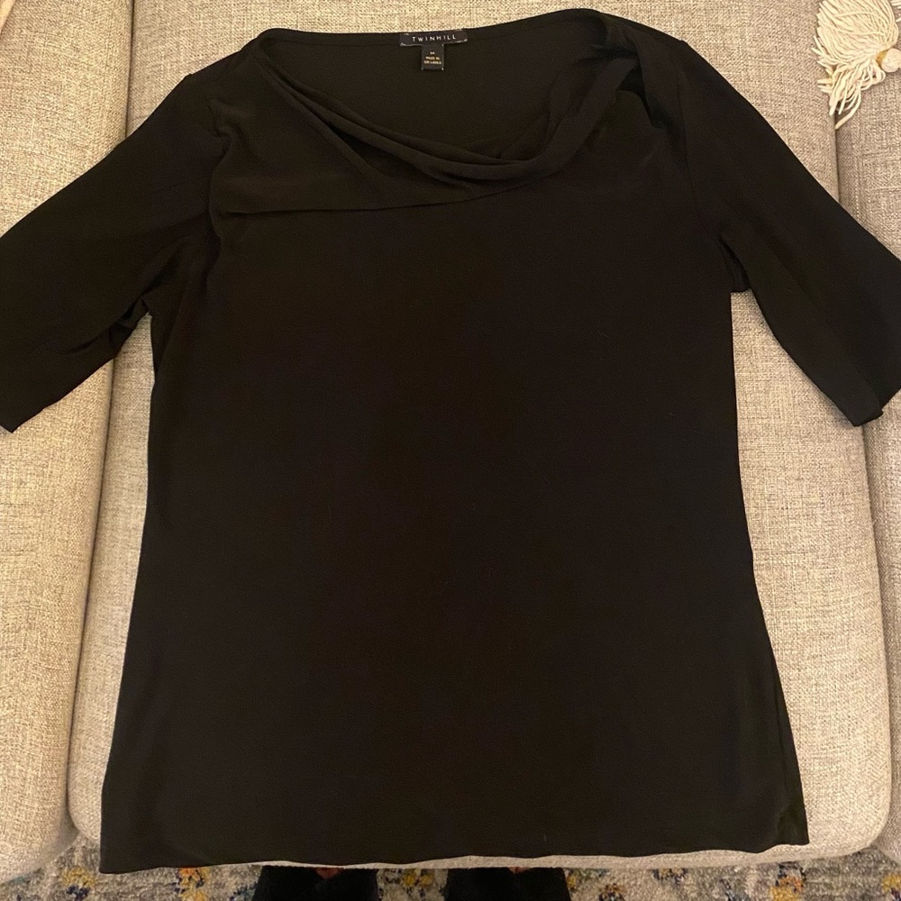 Huntington Bank Twinhill 3/4 Sleeve Scoop Neck Blouse